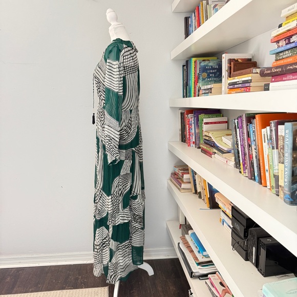 Anthropologie Marais Green Printed Chiffon Maxi Dress Size XS - Picture 7 of 15